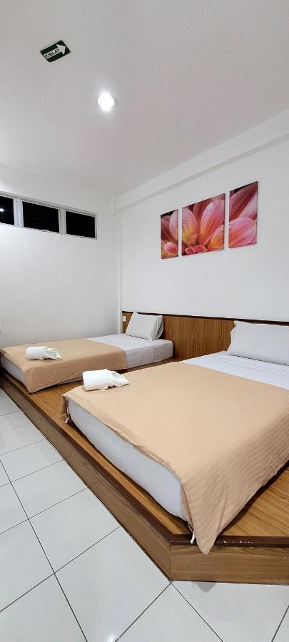 Api-Api Guesthouse Kota Kinabalu Ngoại thất bức ảnh