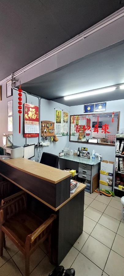 Api-Api Guesthouse Kota Kinabalu Ngoại thất bức ảnh