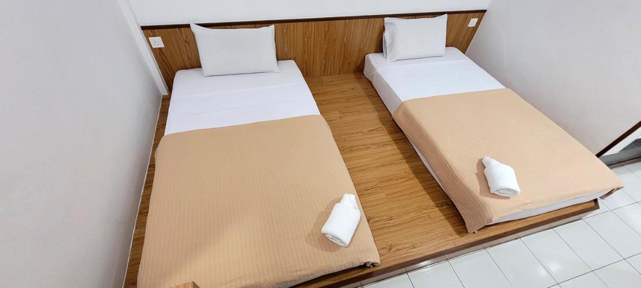 Api-Api Guesthouse Kota Kinabalu Ngoại thất bức ảnh
