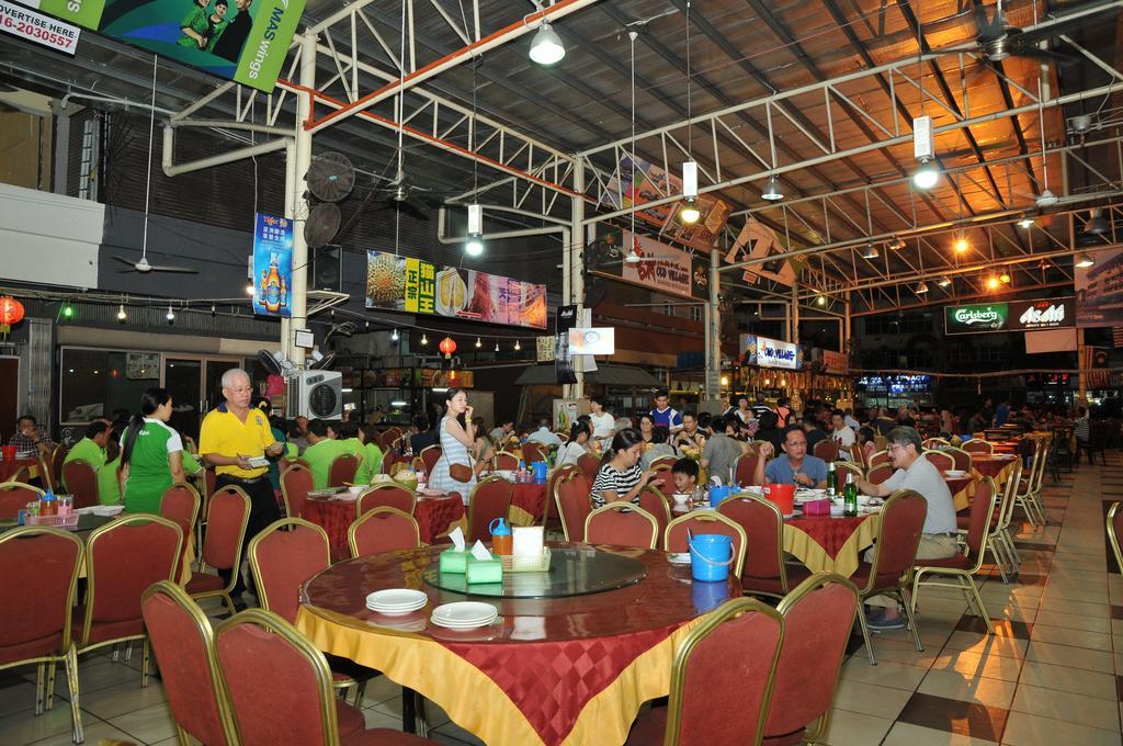 Api-Api Guesthouse Kota Kinabalu Ngoại thất bức ảnh
