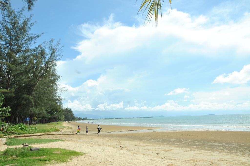 Api-Api Guesthouse Kota Kinabalu Ngoại thất bức ảnh